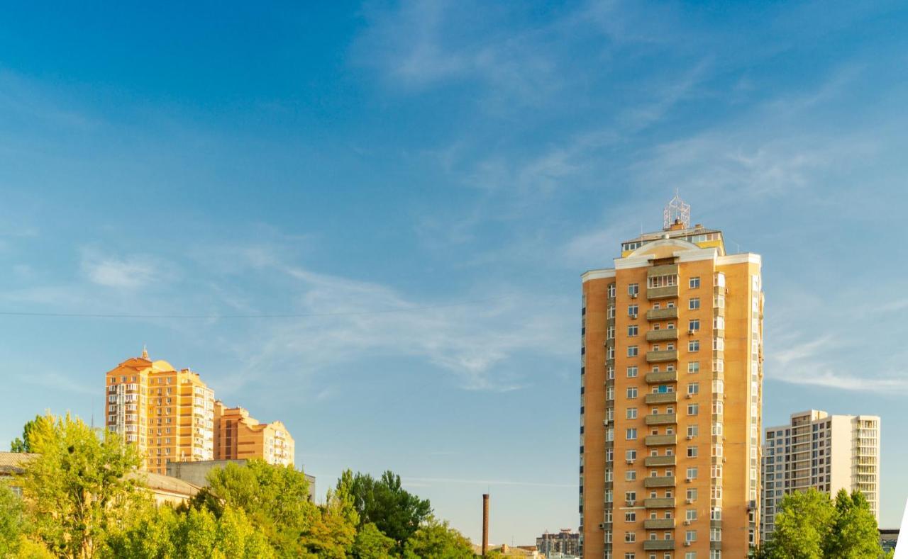 Квартира По Улице Федорова 1 كييف المظهر الخارجي الصورة